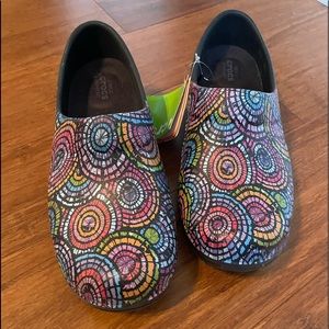 New Crocs Neria Pro Graphic Clog